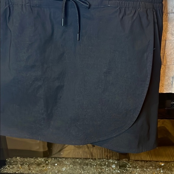 Eddie Bauer Black Skort with drawstring waist size Large - Picture 5 of 12